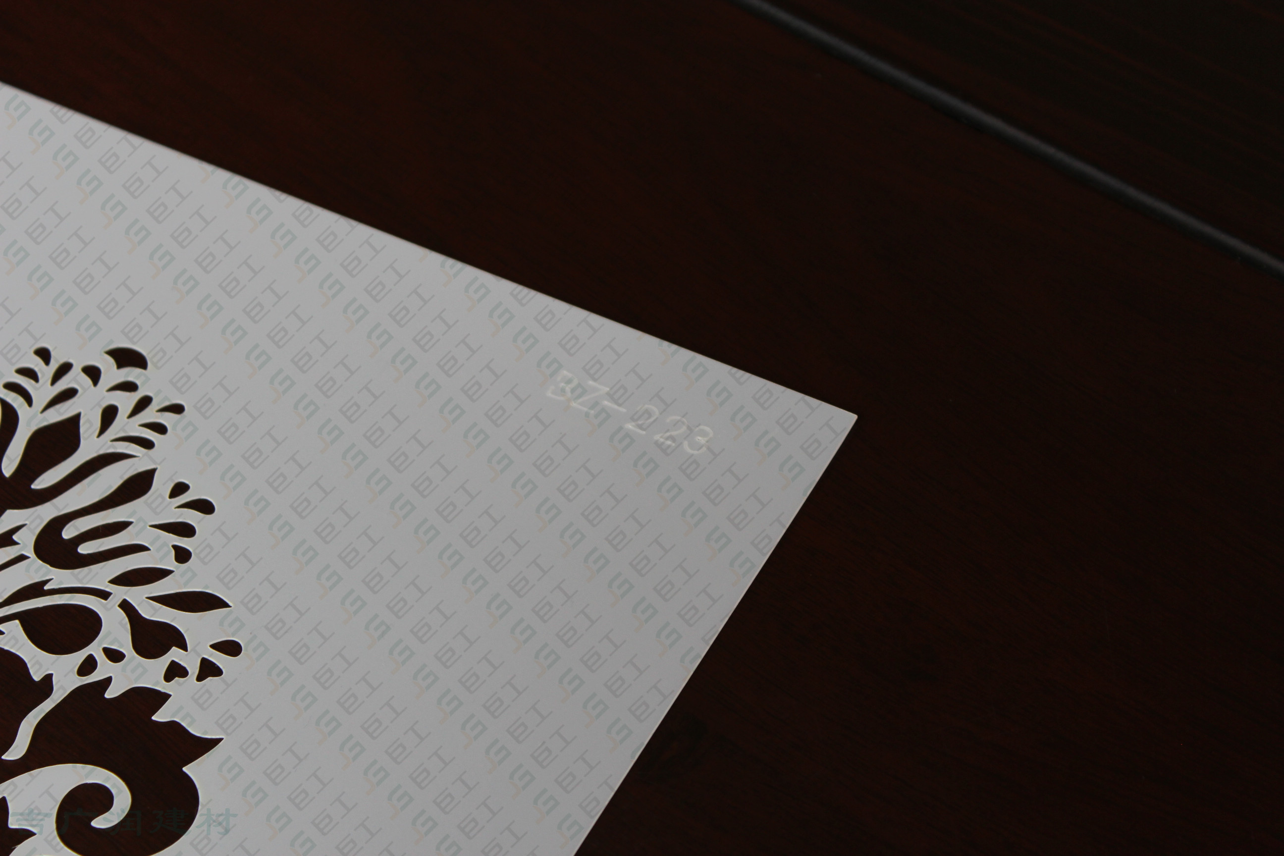 优质的镂空材料